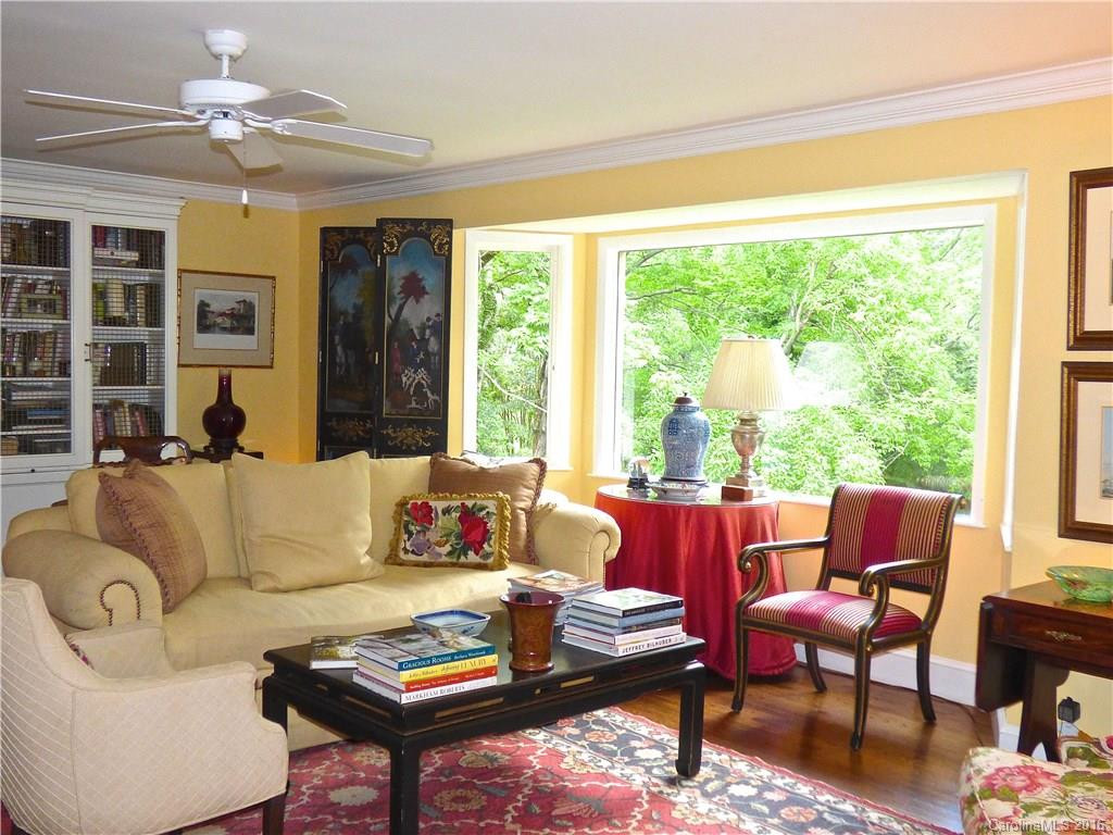 91 Forest Lane - Photo 2