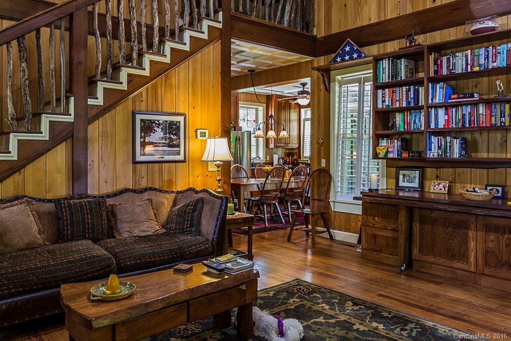 35 Old Saluda Drive - Photo 11