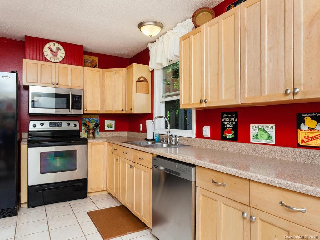 7 Birchwood Lane - Photo 5