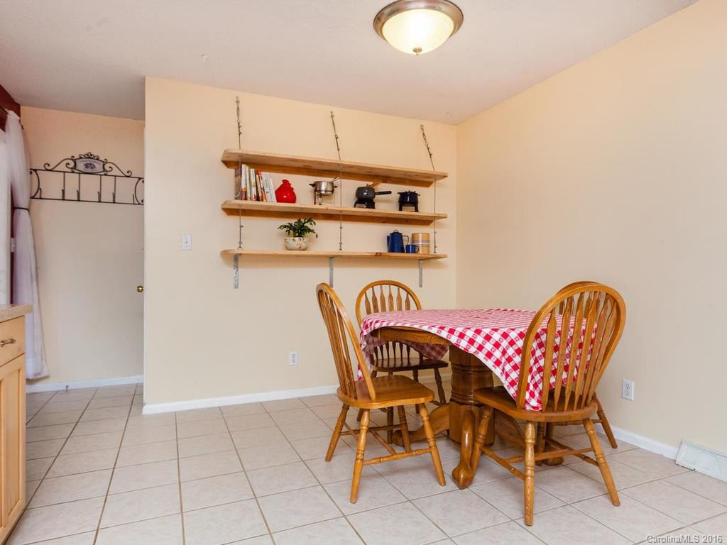 7 Birchwood Lane - Photo 6