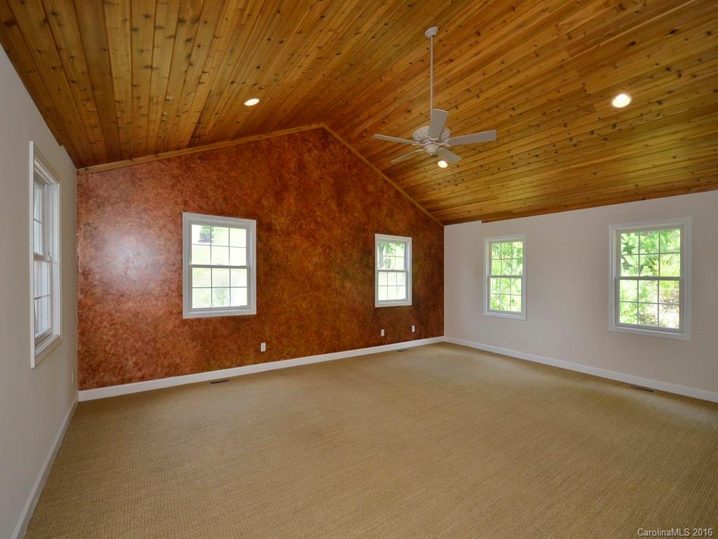 140 Double Brook Drive - Photo 11