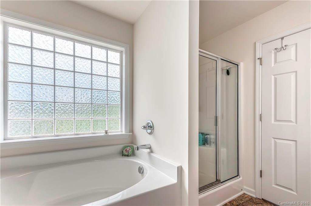 221 New River Drive - Photo 12