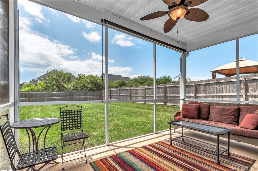 221 New River Drive - Photo 18
