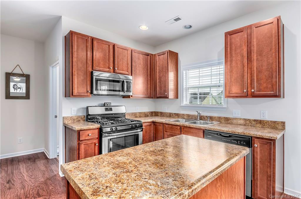 221 New River Drive - Photo 8
