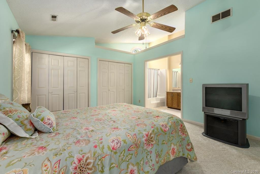 25 Aspen Court - Photo 6