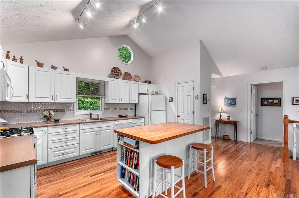 284 Weatherwatch Lane - Photo 6