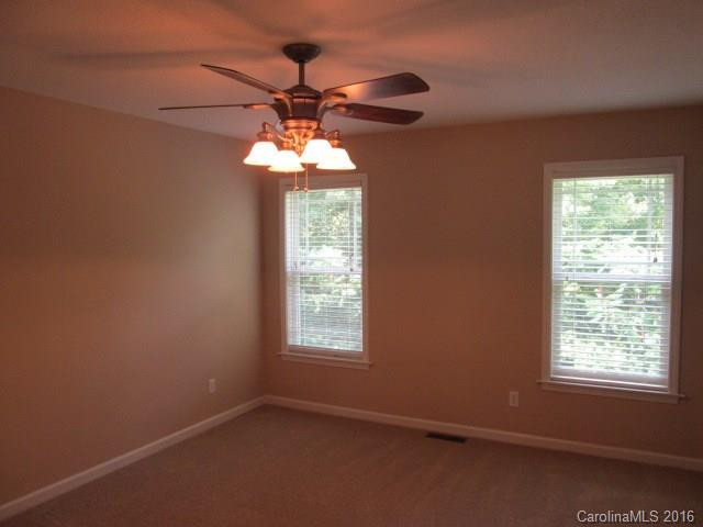 8 Calvary Lane - Photo 13