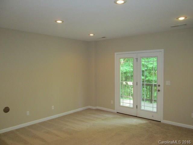 8 Calvary Lane - Photo 17