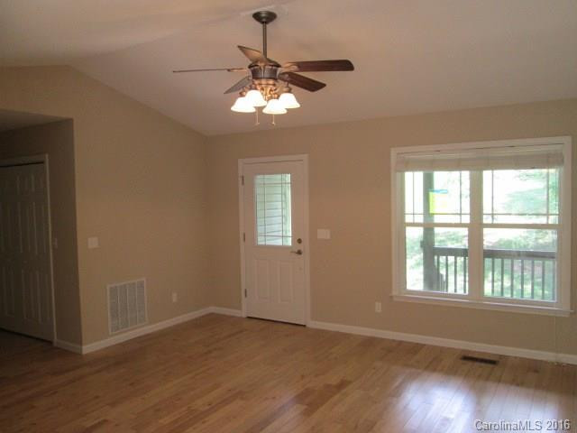 8 Calvary Lane - Photo 7
