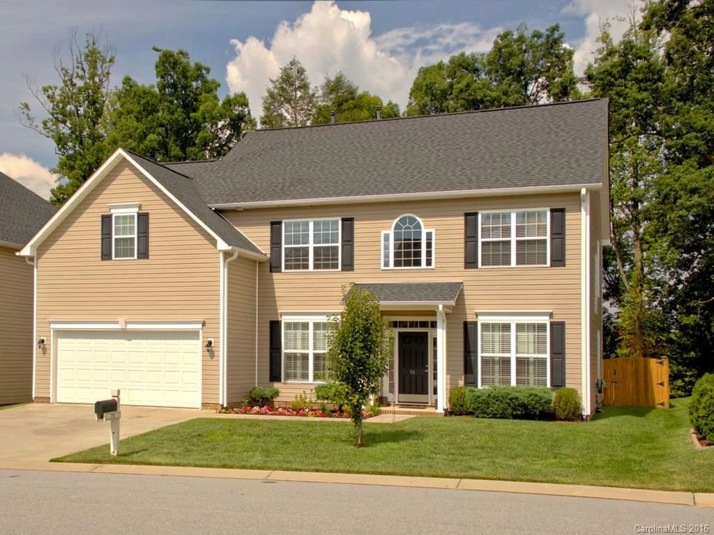 76 Roanoke Road