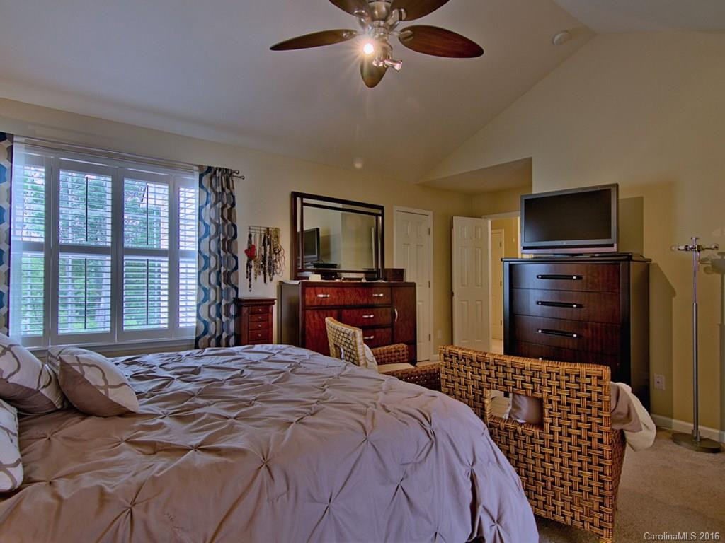 76 Roanoke Road - Photo 19
