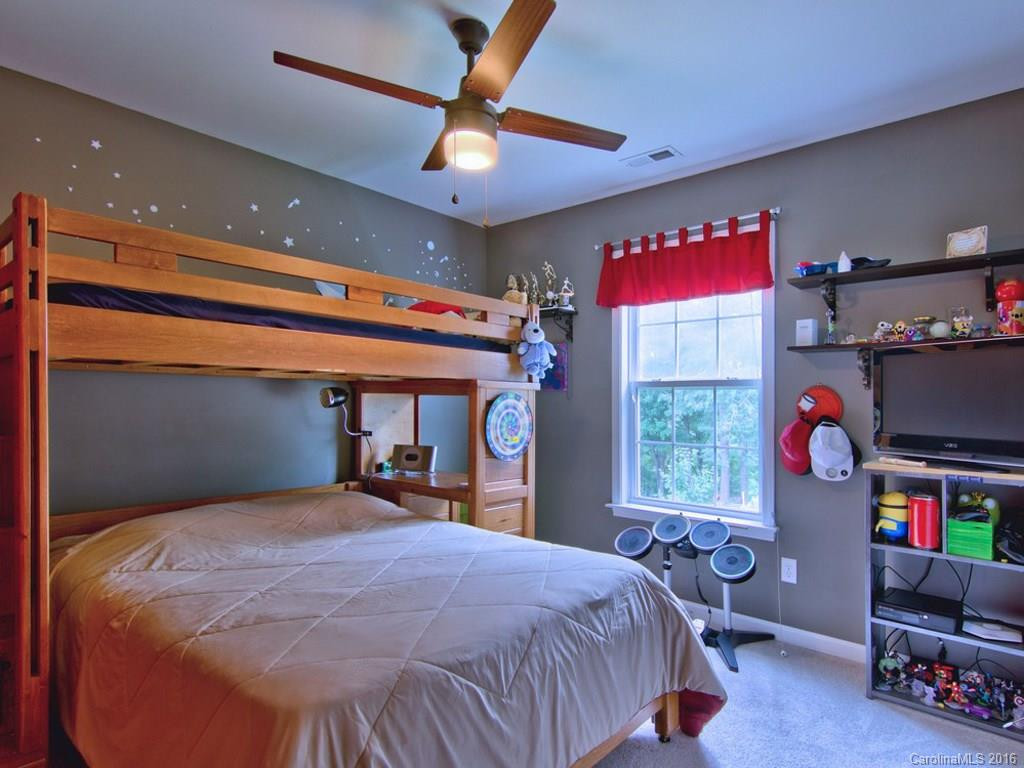 76 Roanoke Road - Photo 20