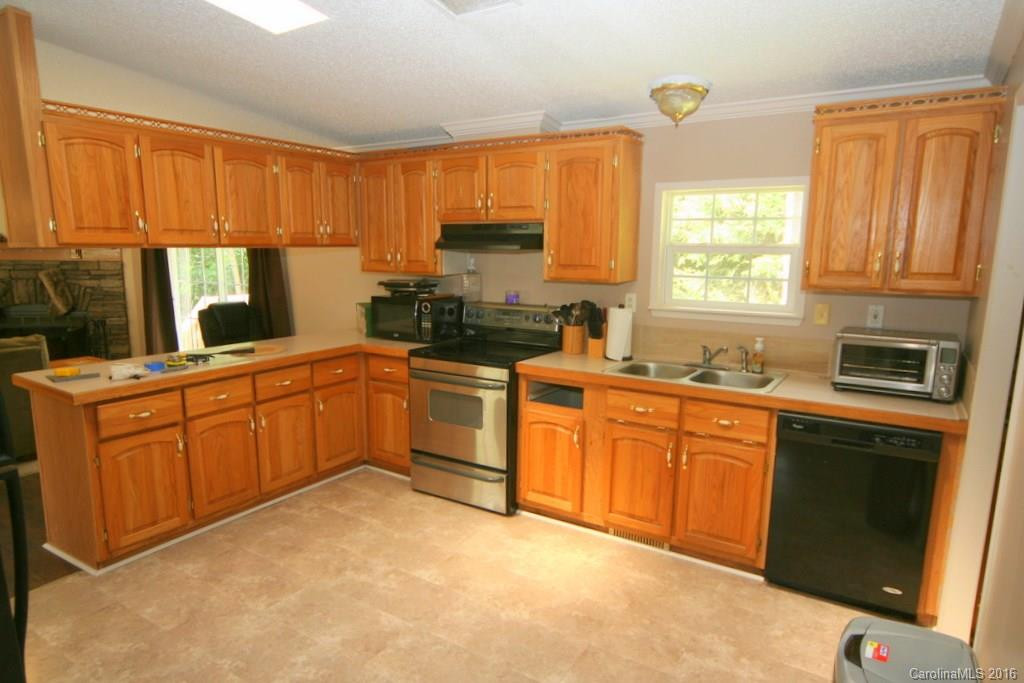 116 Forest Edge Drive - Photo 4