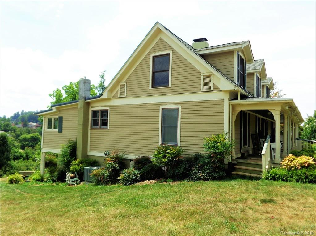 476 Bailey Street - Photo 2