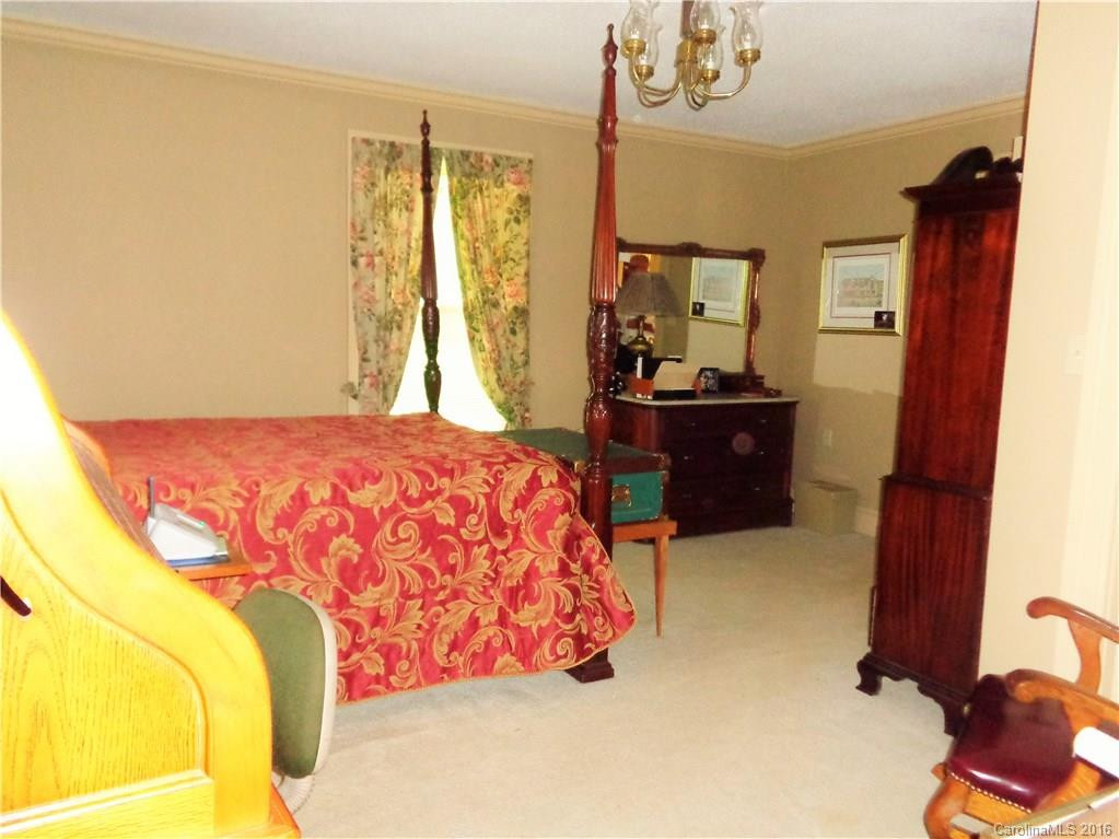 476 Bailey Street - Photo 11