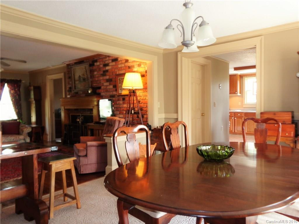 476 Bailey Street - Photo 6