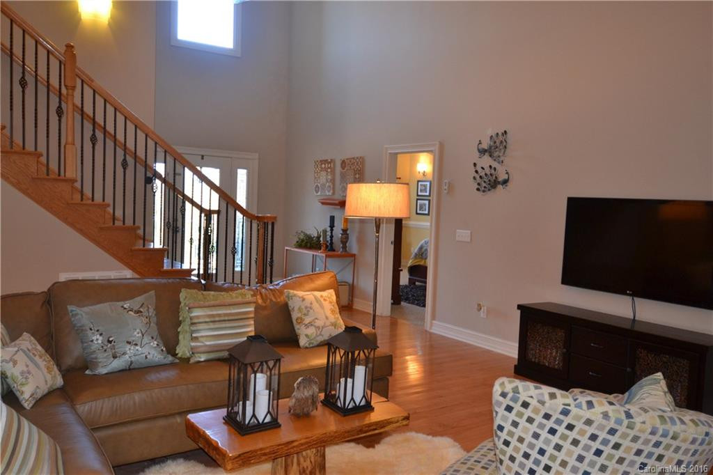 17 Lone Coyote Ridge - Photo 2