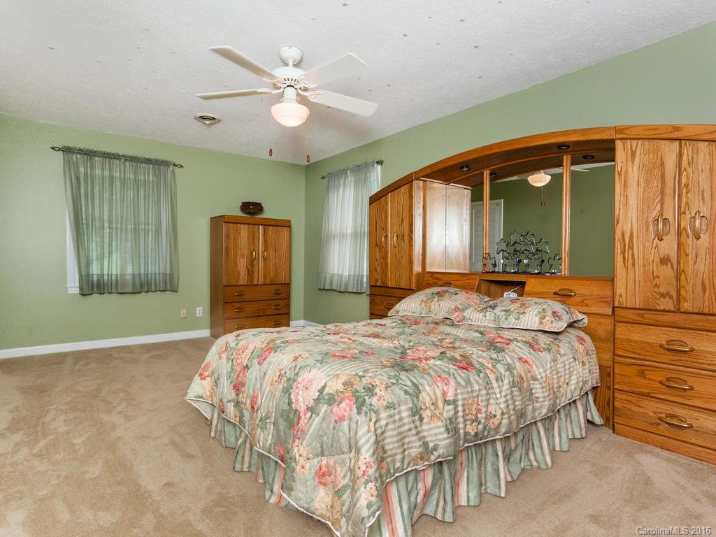 18 Shadblow Lane - Photo 14
