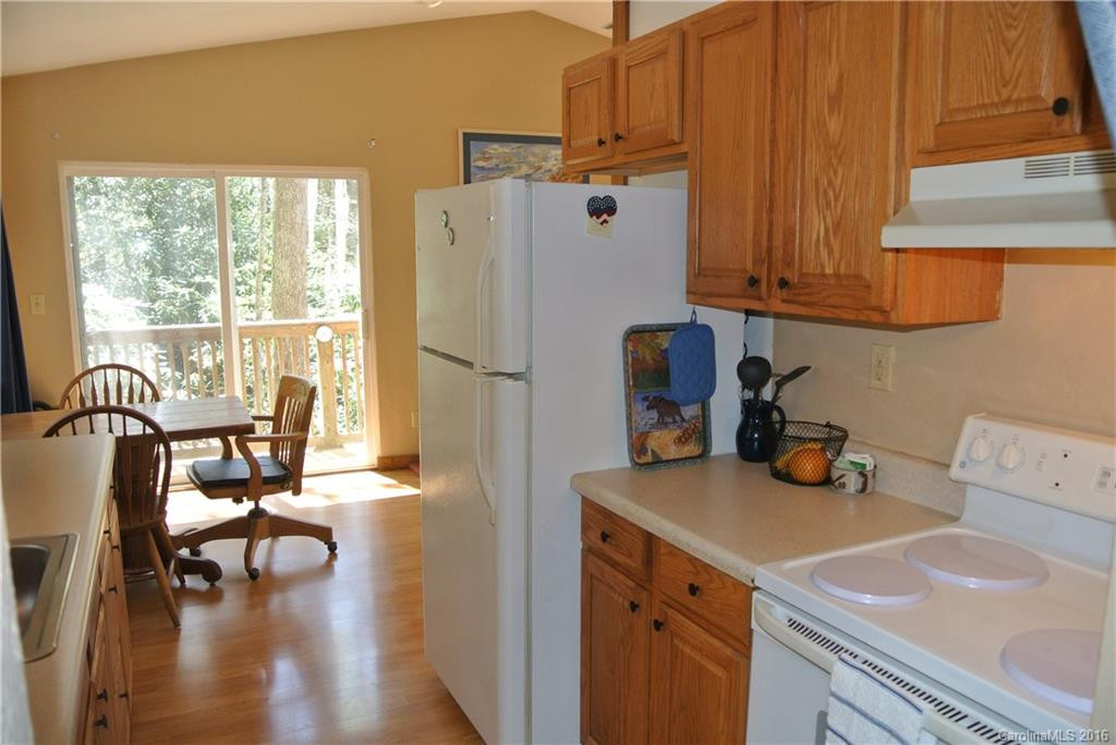 140 Laurel Ridge Drive - Photo 7
