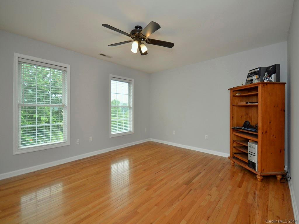 465 Butterfly Lane - Photo 12