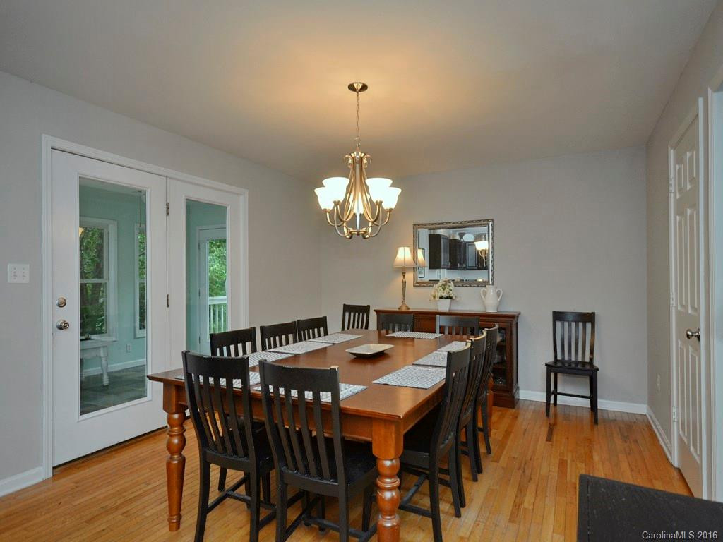 465 Butterfly Lane - Photo 4