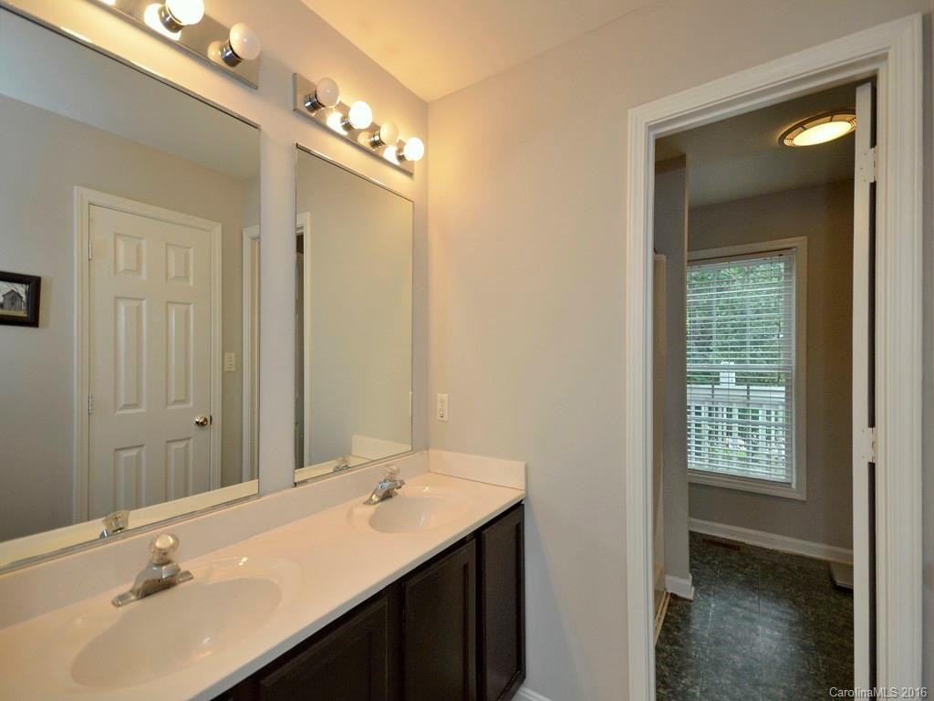 465 Butterfly Lane - Photo 8