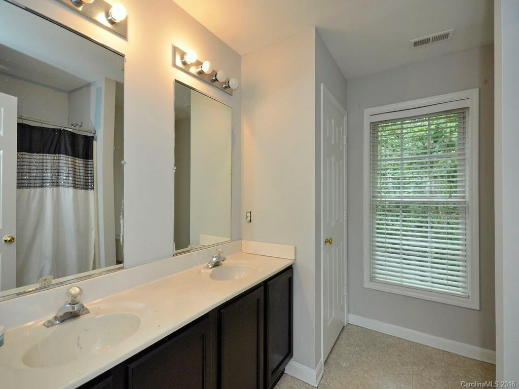 465 Butterfly Lane - Photo 10