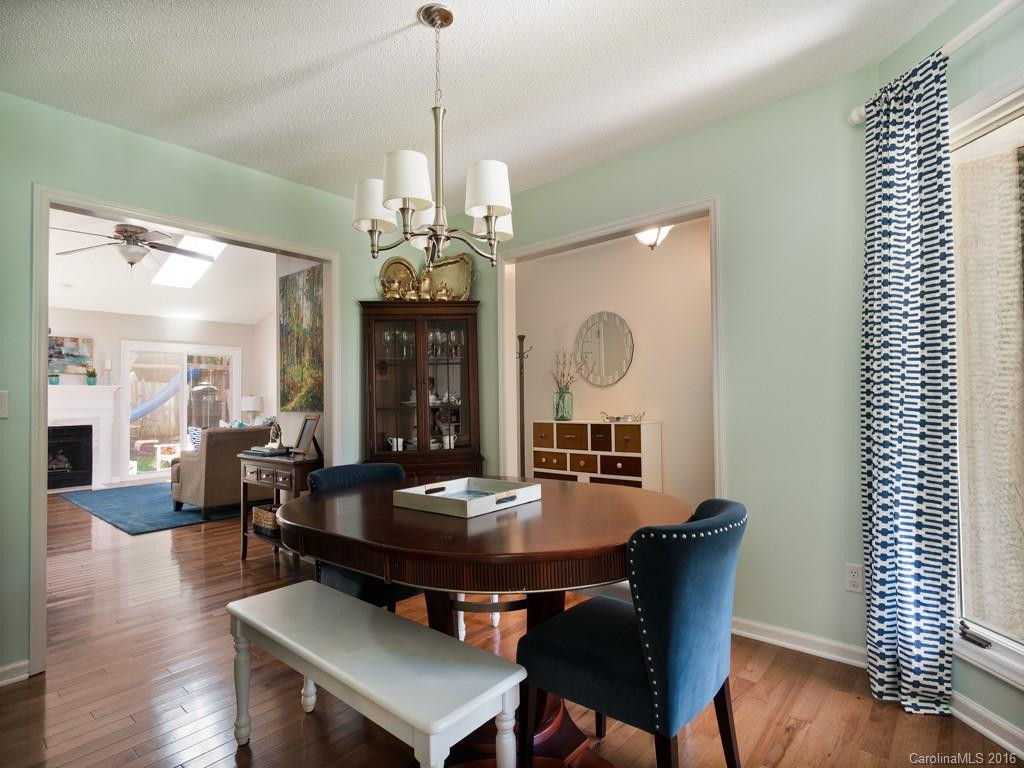 13 Spring Cove Court - Photo 4