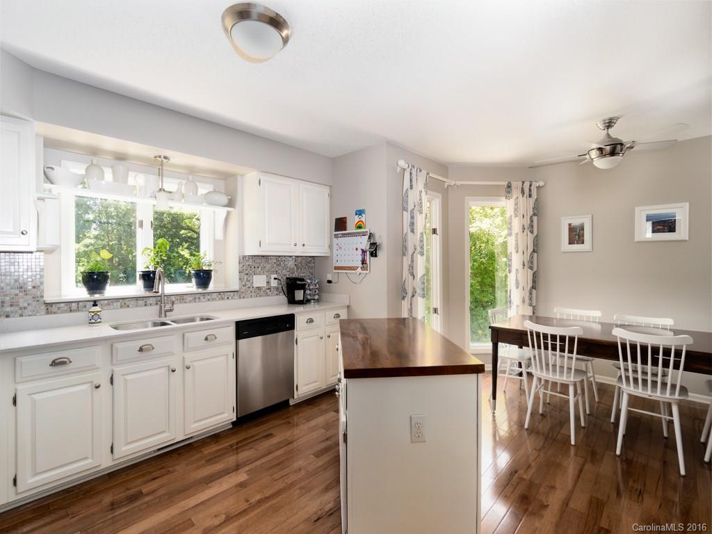 13 Spring Cove Court - Photo 5