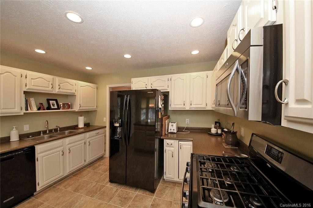 189 Kalmia Terrace Court - Photo 11