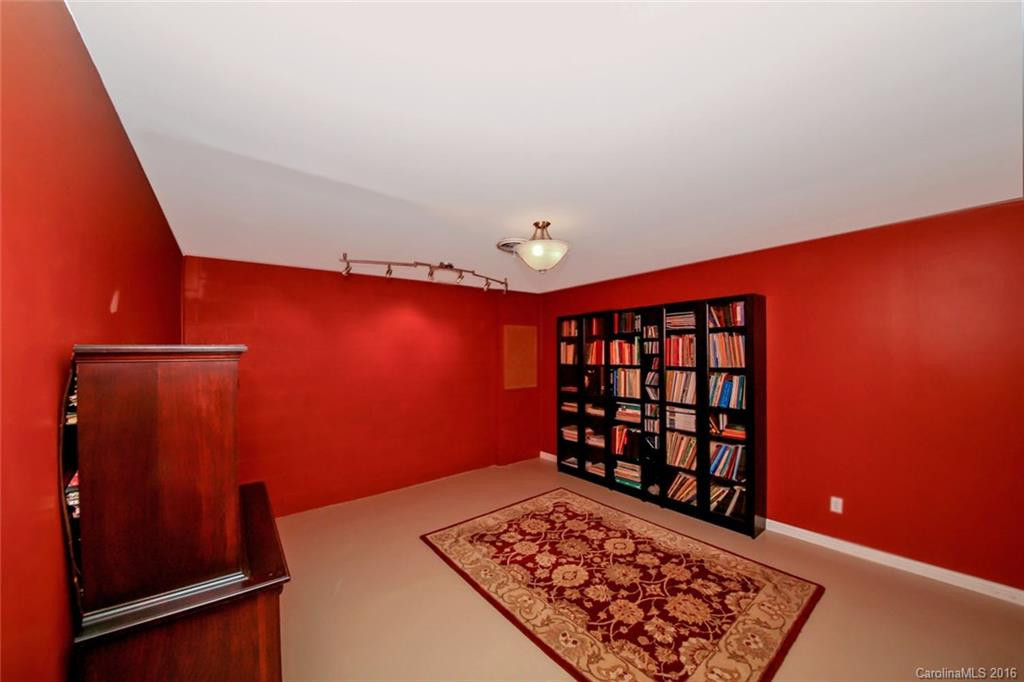 189 Kalmia Terrace Court - Photo 17