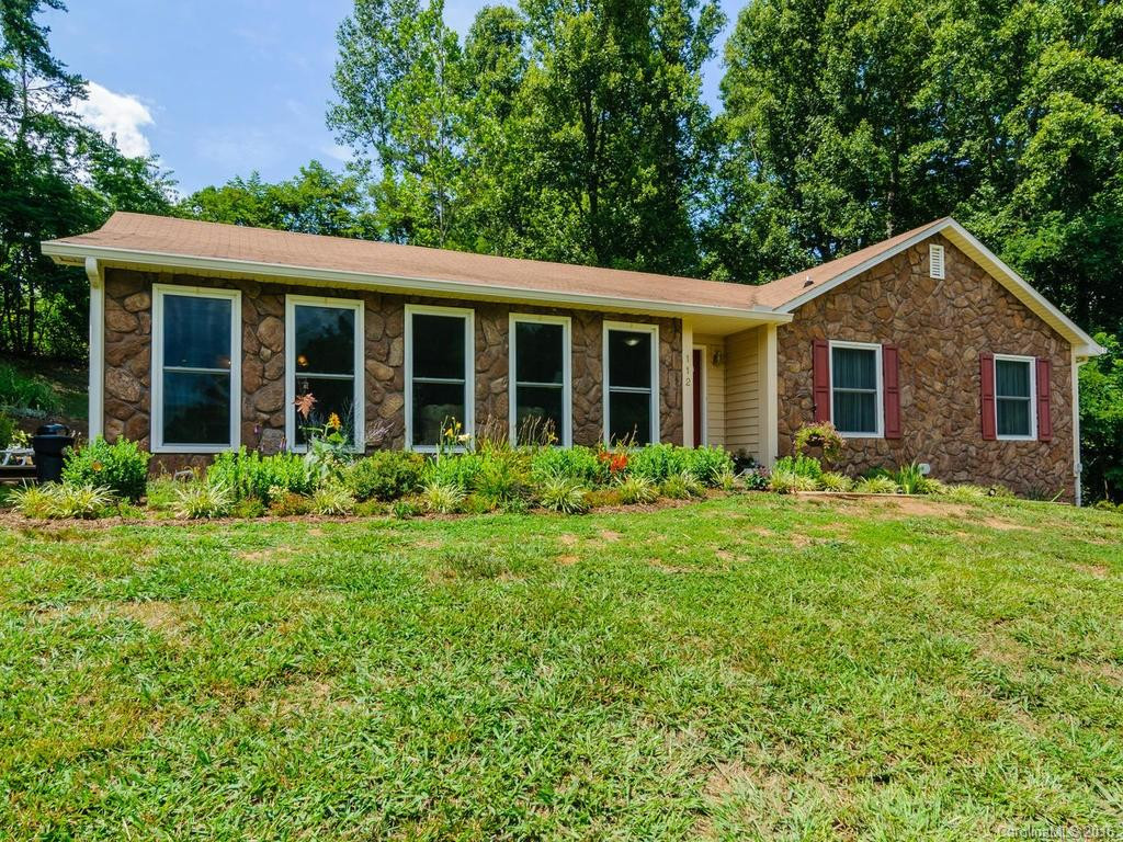 112 Asvista Drive - Photo 2