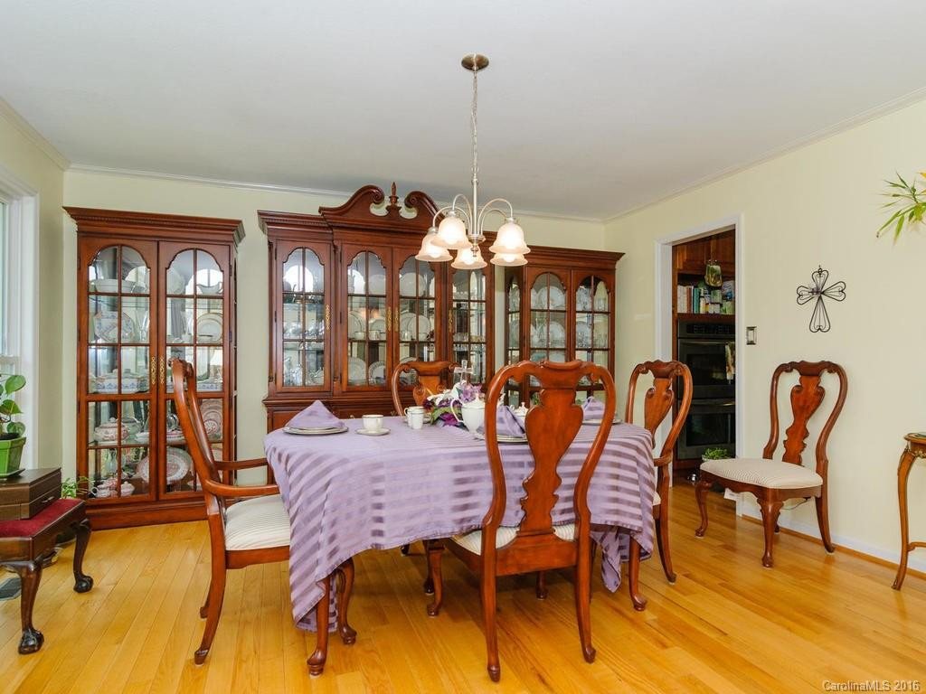 112 Asvista Drive - Photo 8
