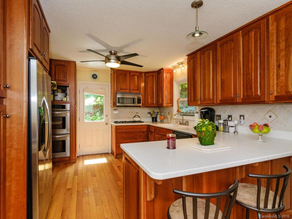 112 Asvista Drive - Photo 10