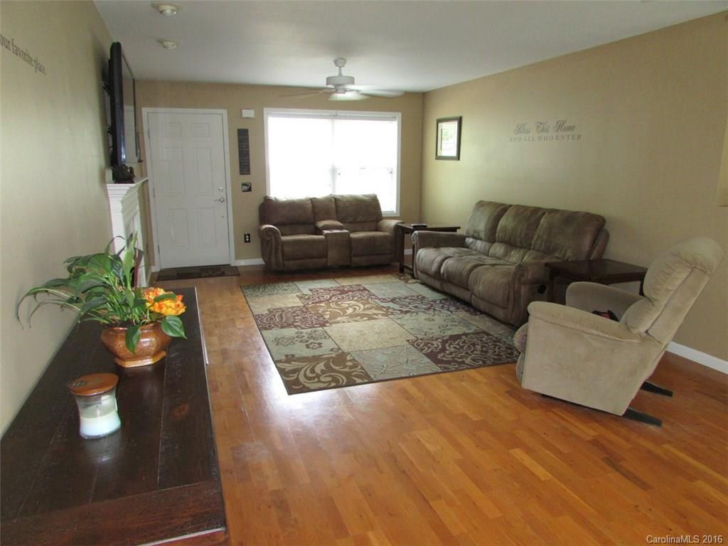 30 Kirby Road - Photo 5