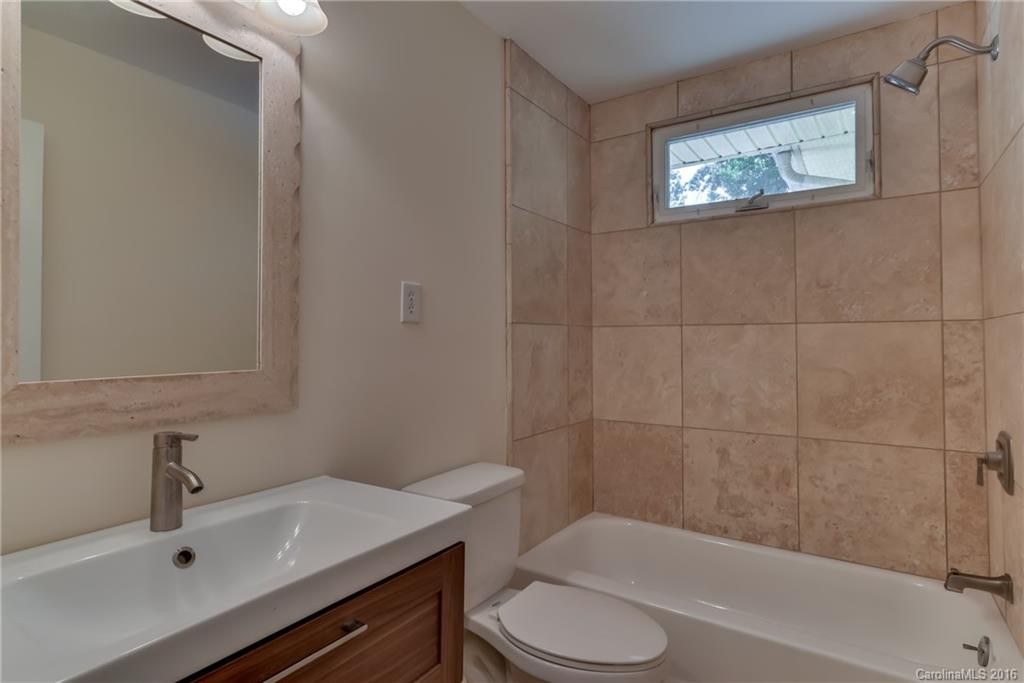 1060 Blanton Street - Photo 12