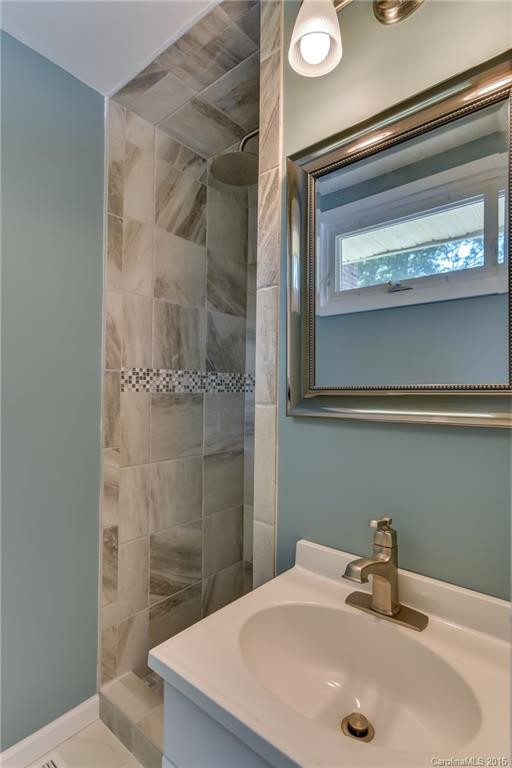 1060 Blanton Street - Photo 17