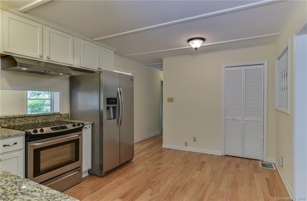 1060 Blanton Street - Photo 7