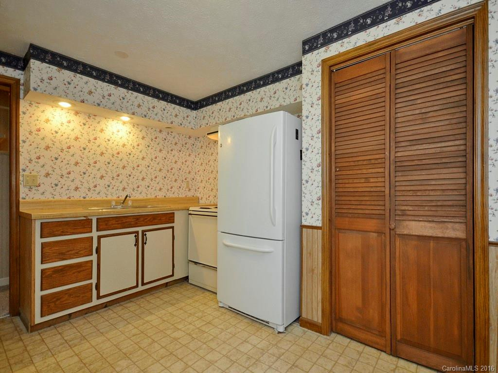 103 Ray Hill Road - Photo 16