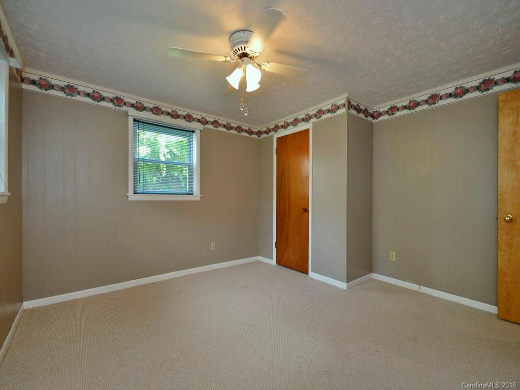 103 Ray Hill Road - Photo 17