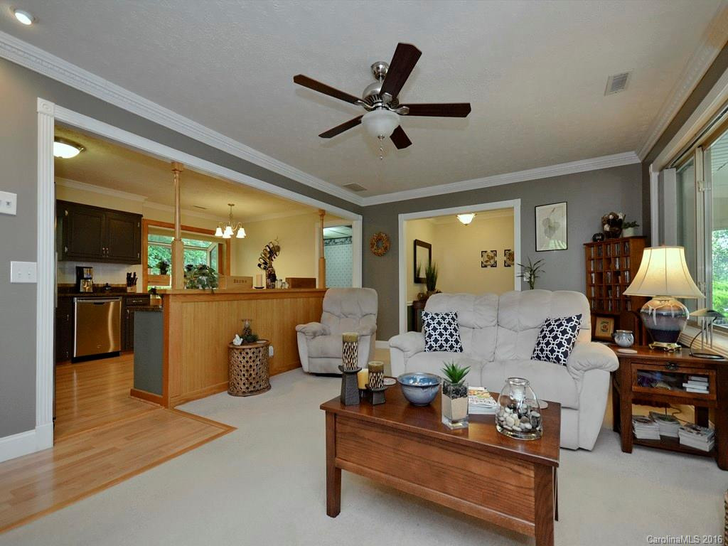 103 Ray Hill Road - Photo 7