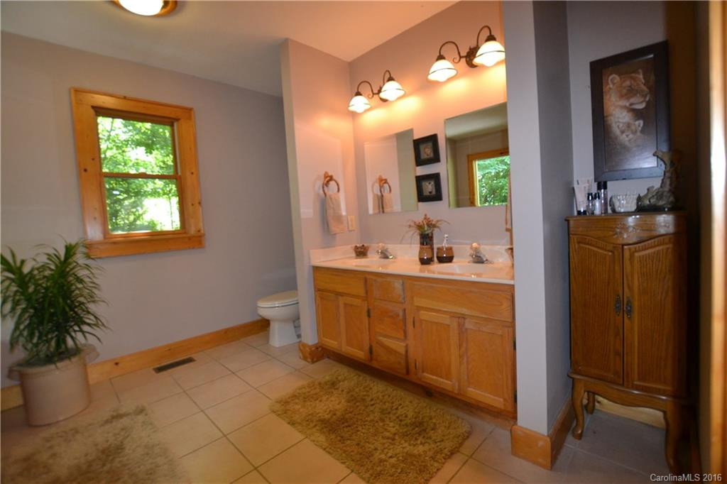 750 Nellie John Drive - Photo 18