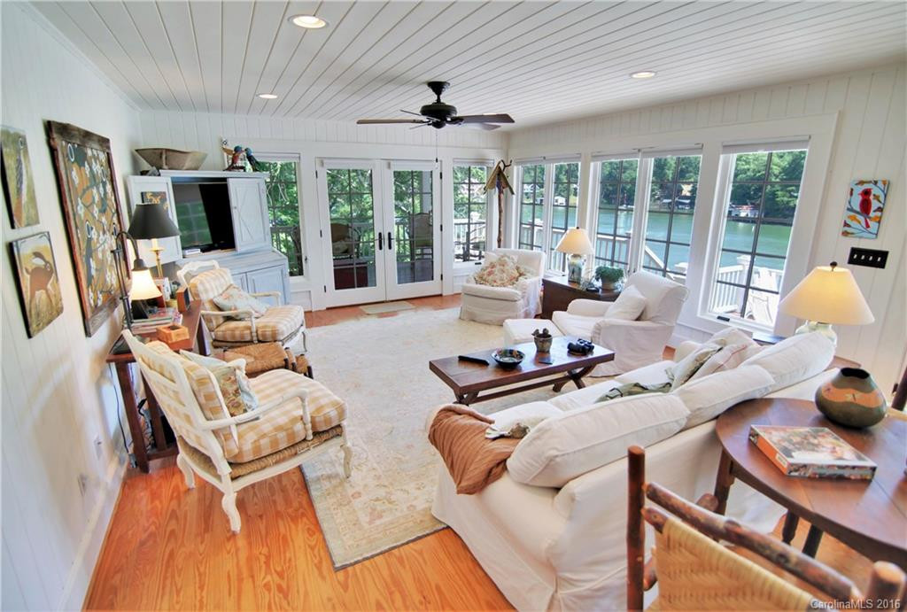 201 Lakeview Road #87 - Photo 2