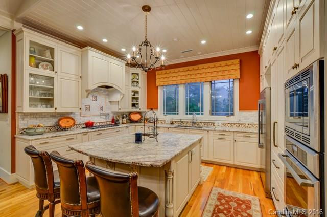 1644 Olmsted Drive - Photo 4