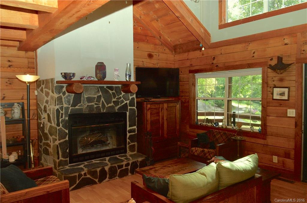 1044 Evergreen Farm Circle - Photo 2