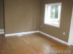502 Lyndhurst Drive - Photo 6