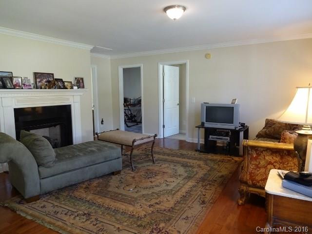 208 Tree Haven Boulevard - Photo 4