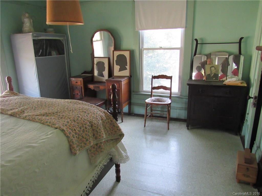 243 Catawba Avenue - Photo 12