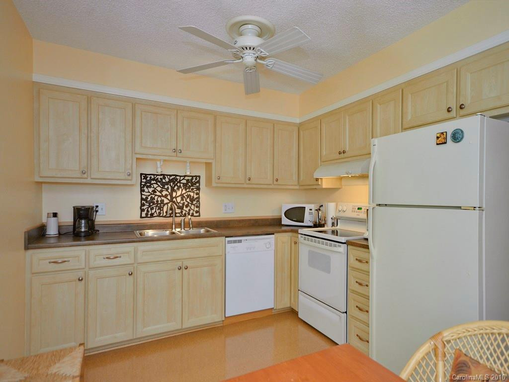 9 Glen Meadows Road - Photo 5