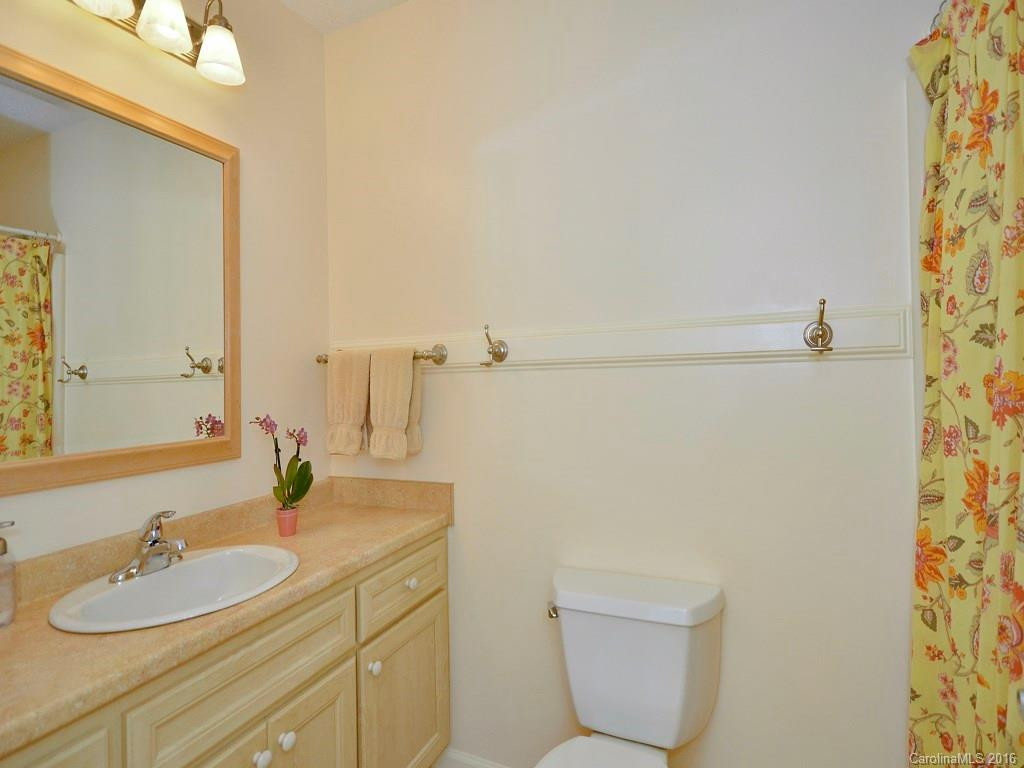 9 Glen Meadows Road - Photo 10